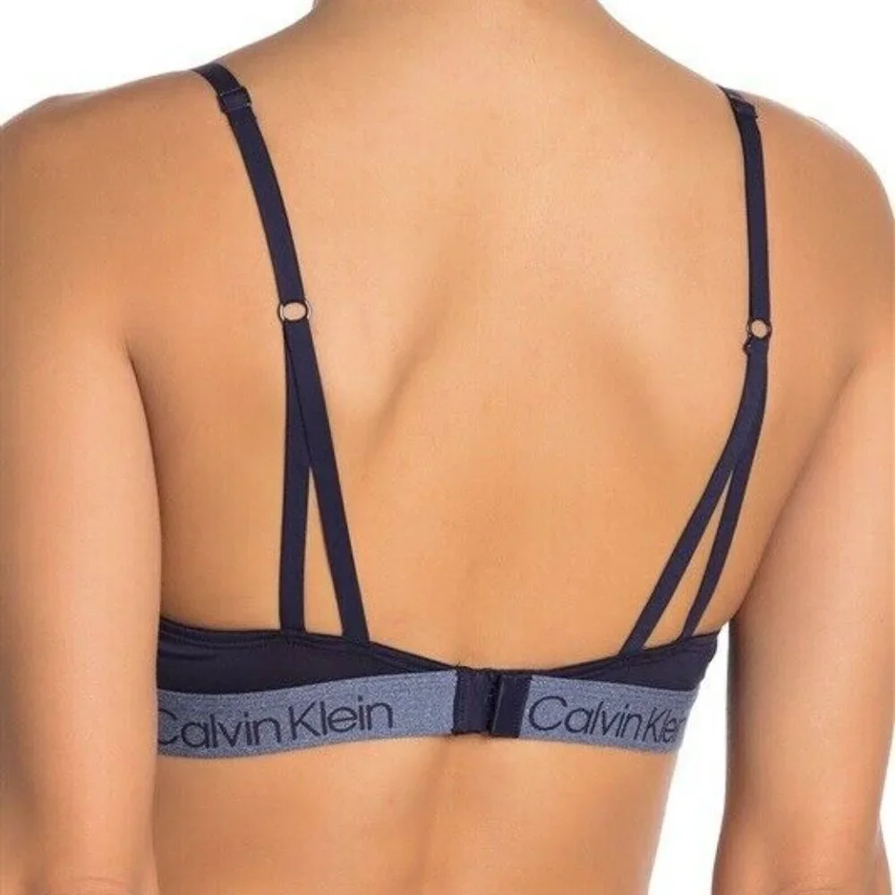 NWT! Calvin‎ Klein Women's Push-Up Plunge Bra Navy 34C